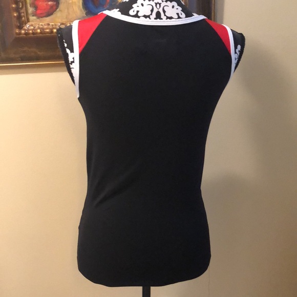 🌹Chrissie for Tail Athletic stretch ruched sparkle vertical striped detail tank - Picture 3 of 9